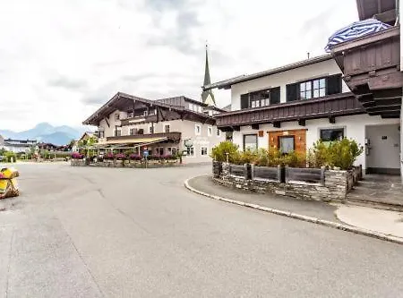 Dorf41 Top1 Apartamento Kössen